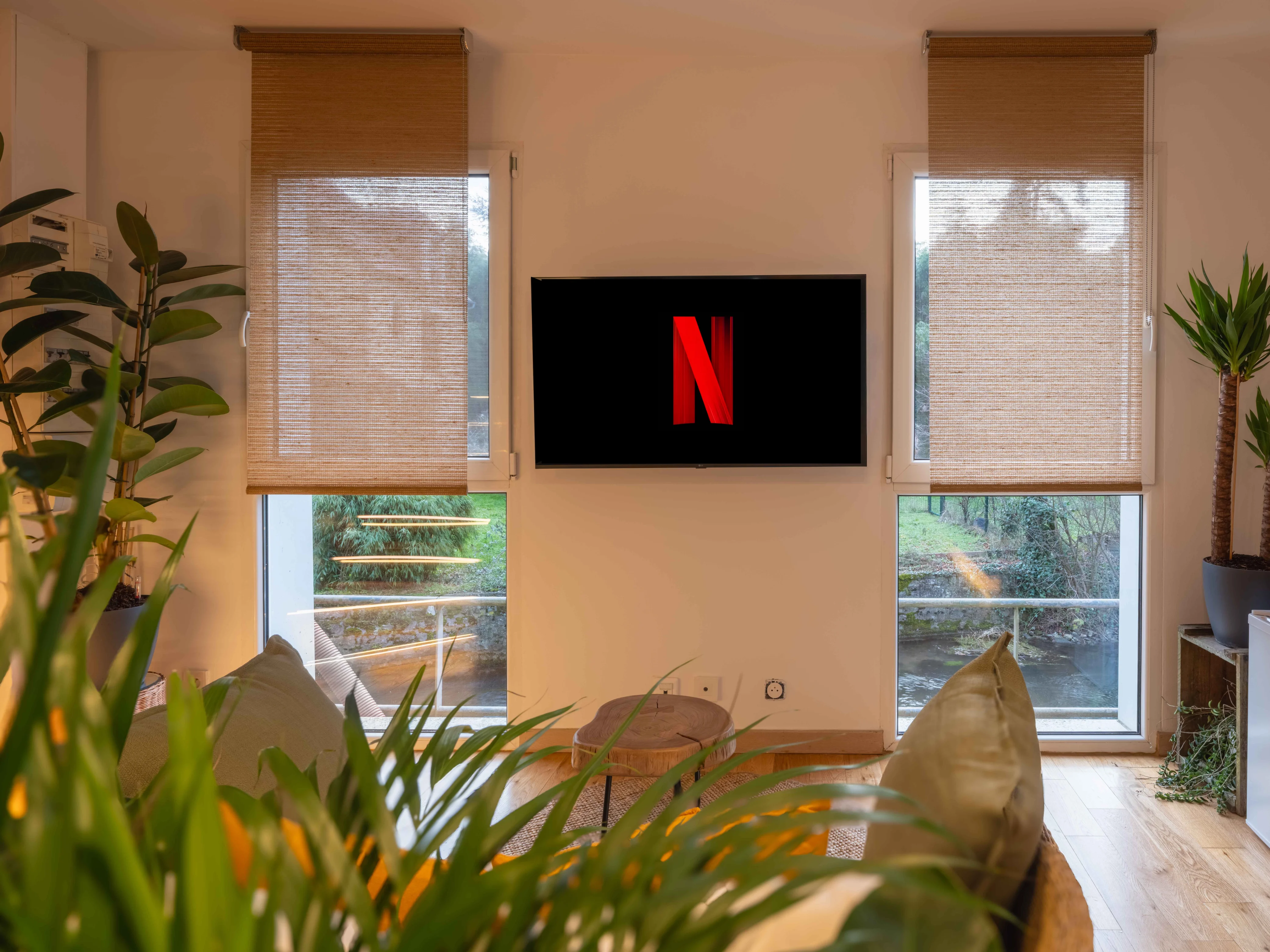 TV 4K Netflix dans la suite — La Parenthèse